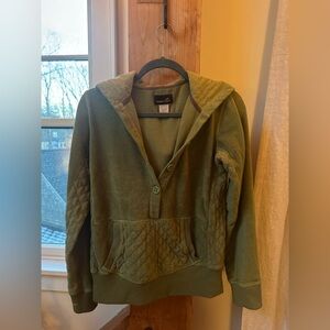 Horny Toad Olive Green Quilted Hoodie Sweater